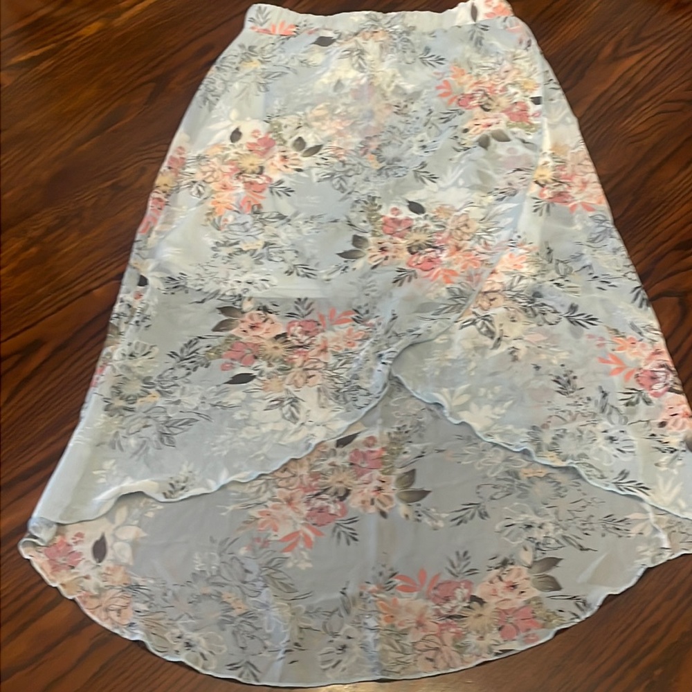 Floral print high-low skirt